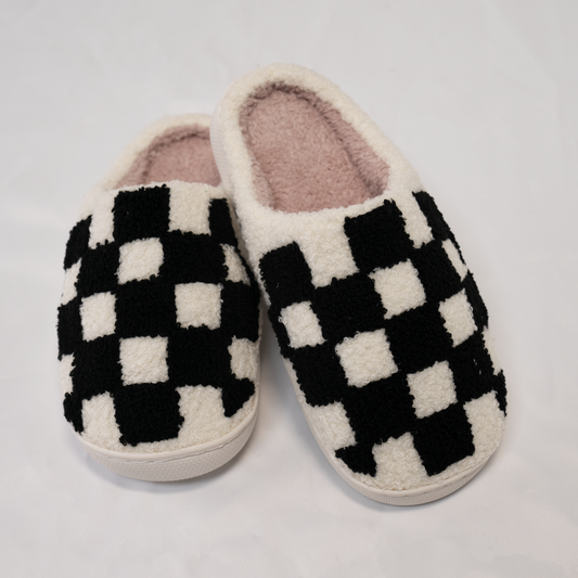 Checkered slippers